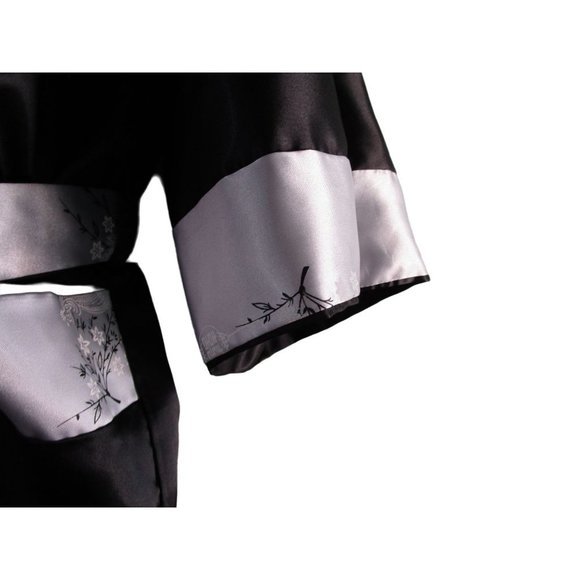 Asian Inspired Embroidered Dragon Reversible Black Gray Robe Men's L Thailand - Picture 8 of 16